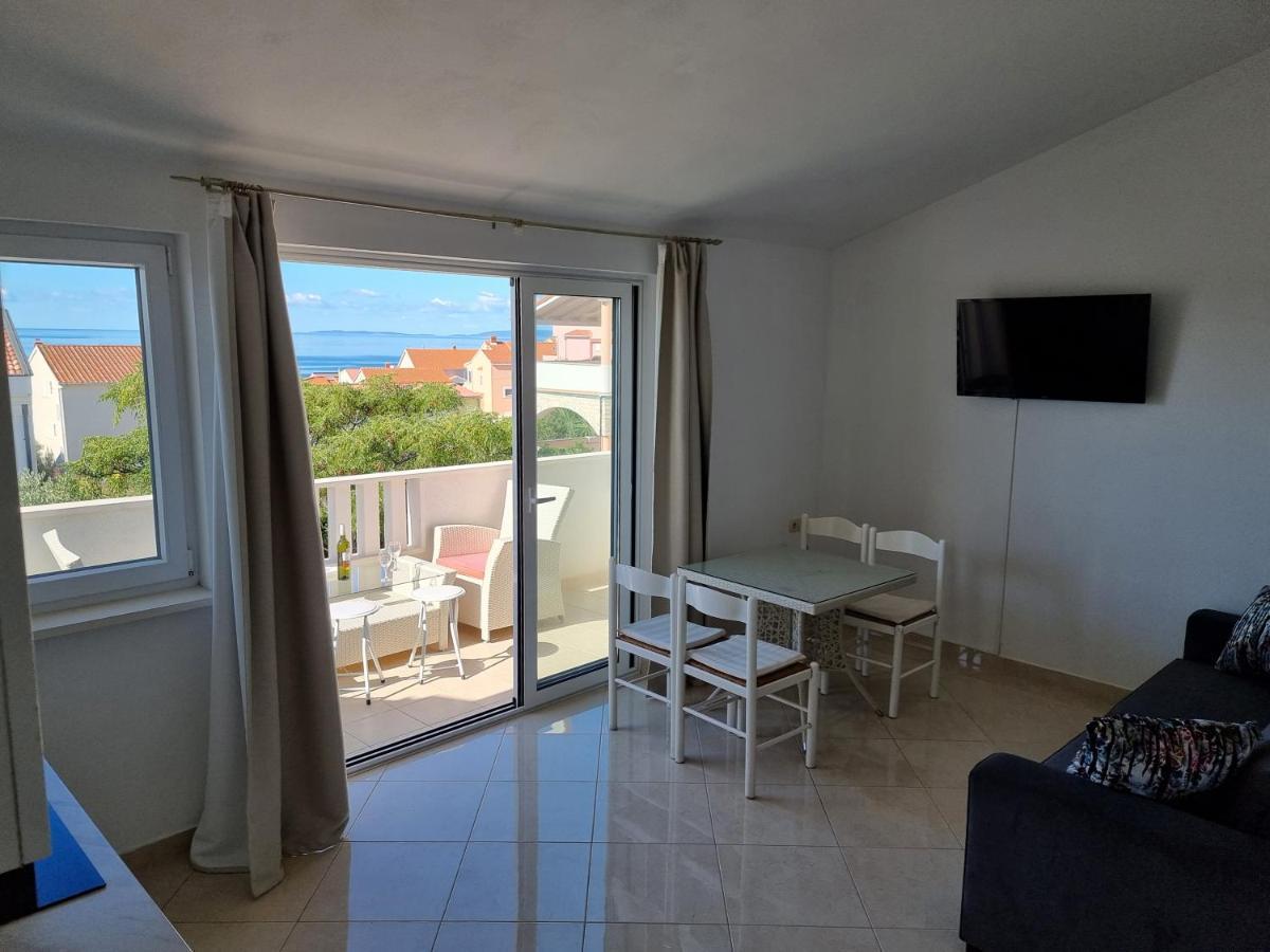 Apartment Ana Novalja