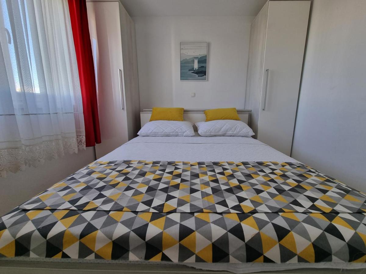 Ana Apartment Novalja